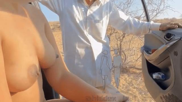 Nude wife’s road fun with a Rajasthani man in outdoor sex
